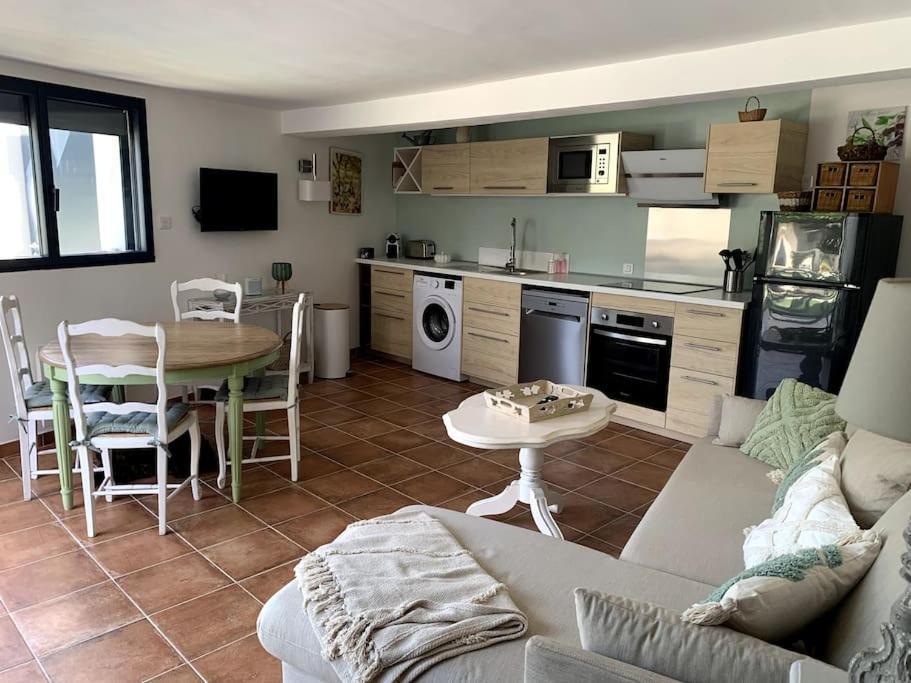Appartement Bas De Maison Lavilledieu  Bagian luar foto