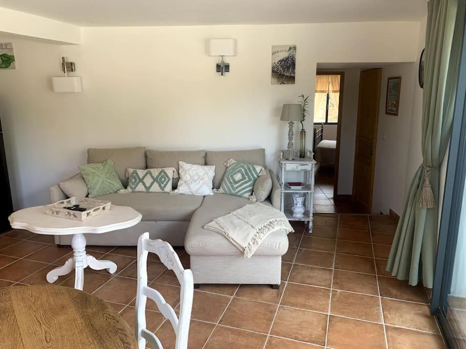 Appartement Bas De Maison Lavilledieu  Bagian luar foto